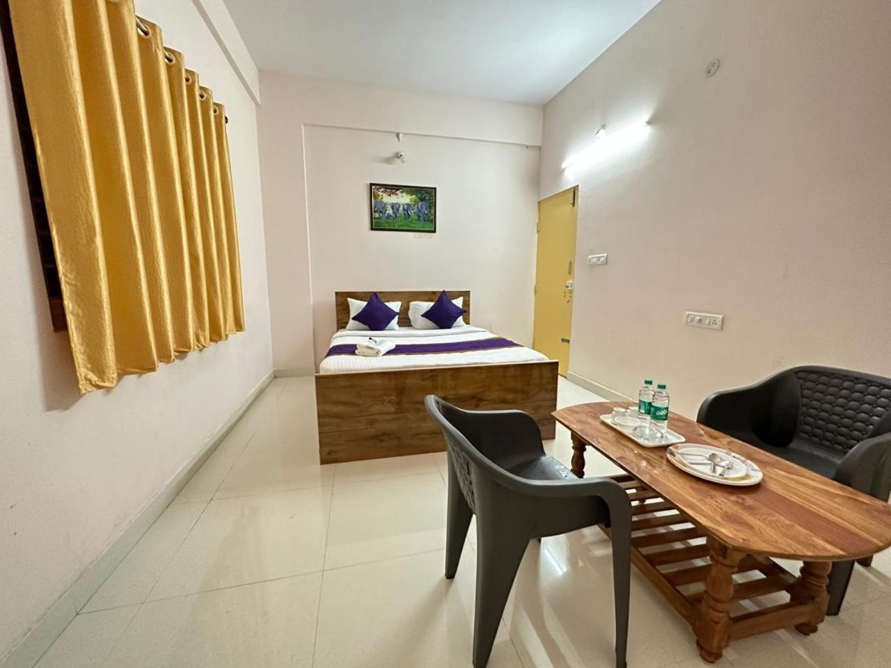 Vbh Inn- Affordable And Budget Friendly Jigani Eksteriør bilde